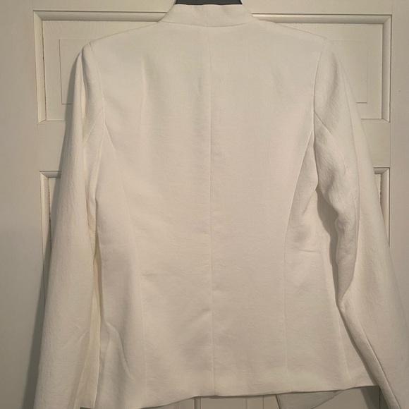 Aritzia Babaton ‘Keith’ Open-front Jacket in Espace White ASO Meghan Markle - Picture 10 of 13